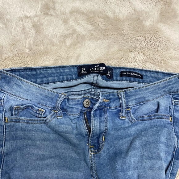 Hollister Skinny Jeans - Picture 3 of 3